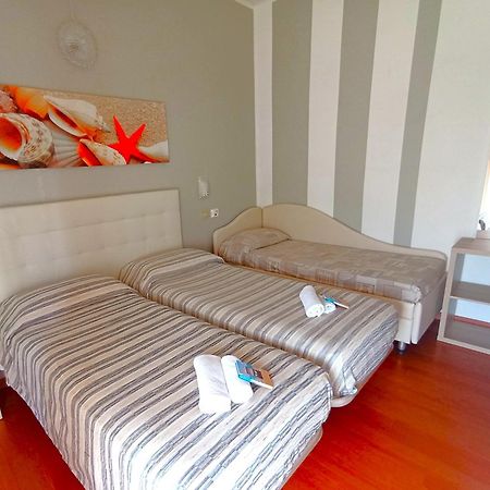 Hotel Villa Gioiosa Rimini Esterno foto