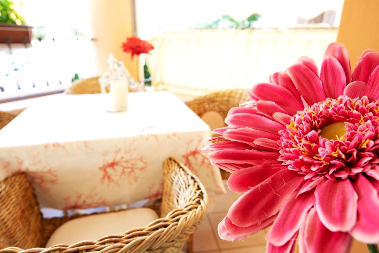 Hotel Villa Gioiosa Rimini Esterno foto