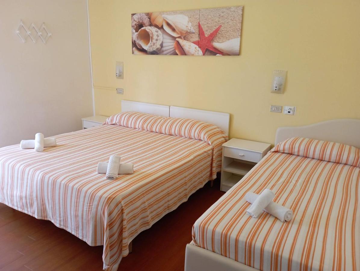 Hotel Villa Gioiosa Rimini Esterno foto