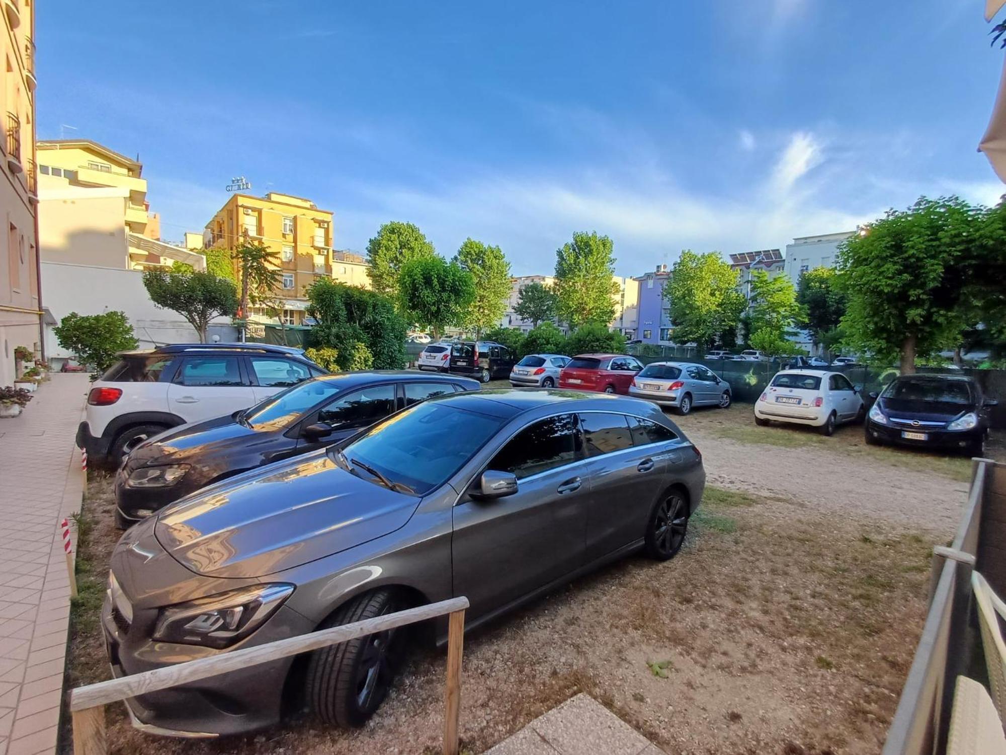 Hotel Villa Gioiosa Rimini Esterno foto
